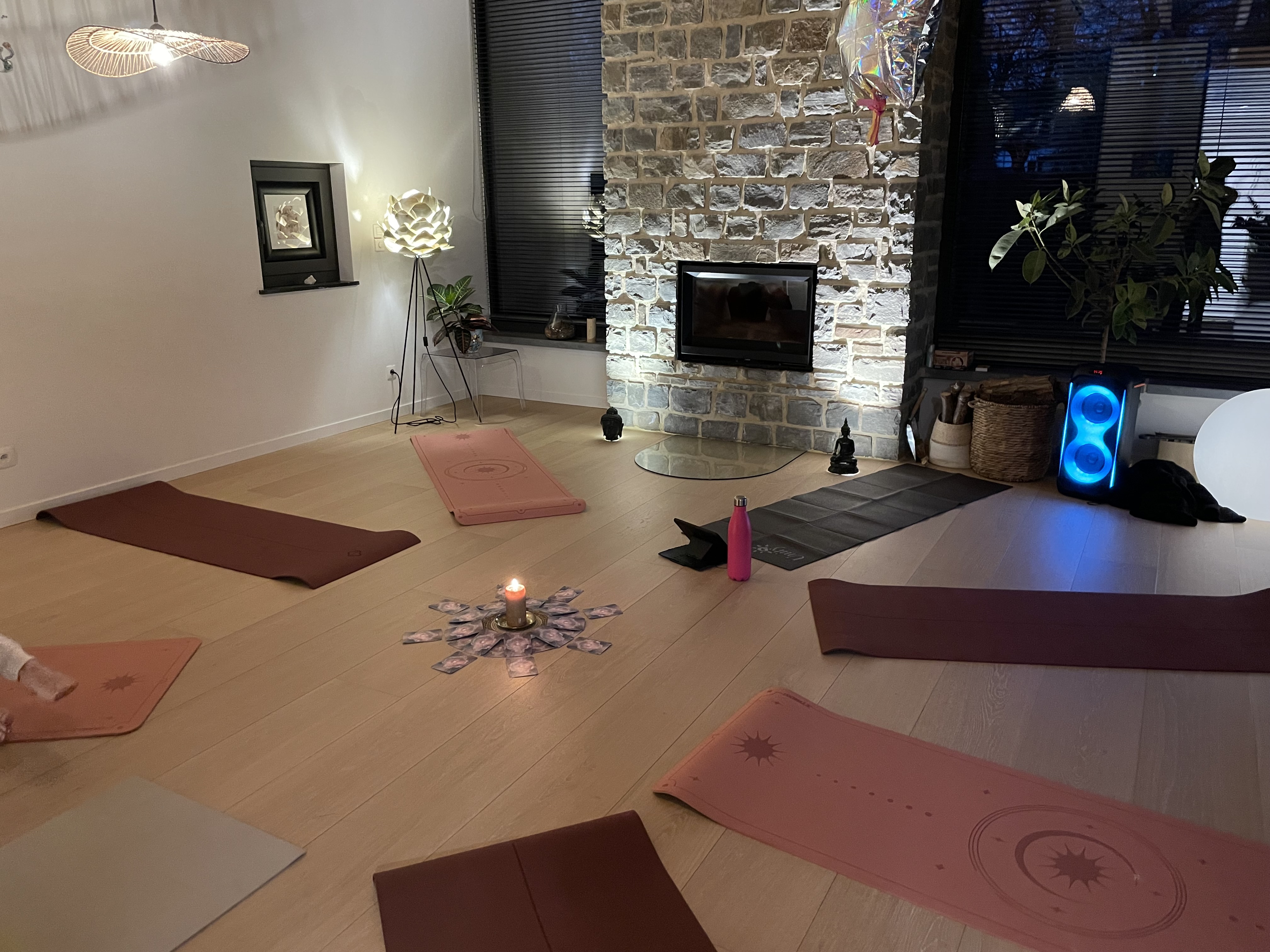 Image représentant le cours: Qoya chez H'Être U Mains